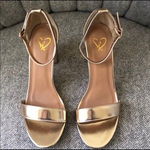 Windsor Gold Platform Heels